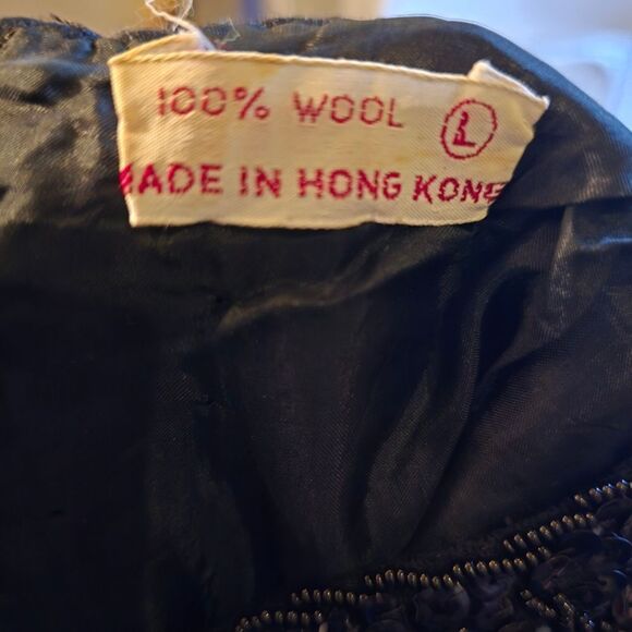 Elegant Black Sequin Sleeveless Top Fringe Vintage 100% Wool Size Large Glam - Picture 4 of 4